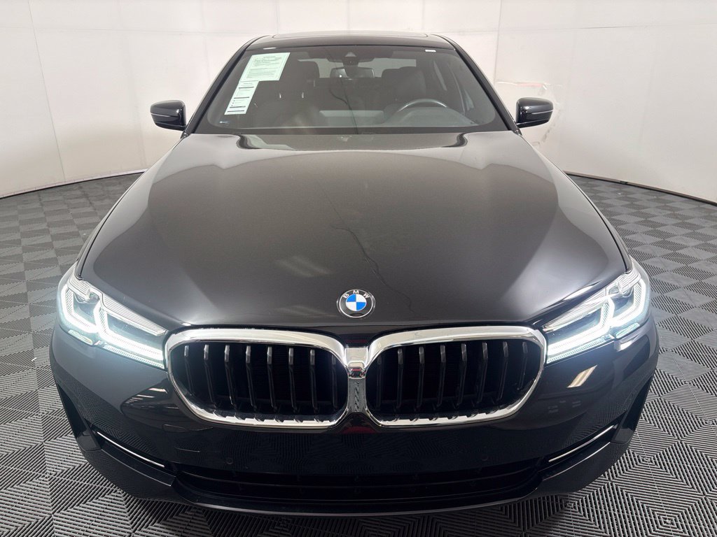 Certified 2023 BMW 530i w/ Convenience Package RWD image 3