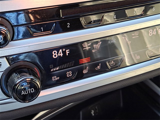 Used 2019 BMW 750i image 15