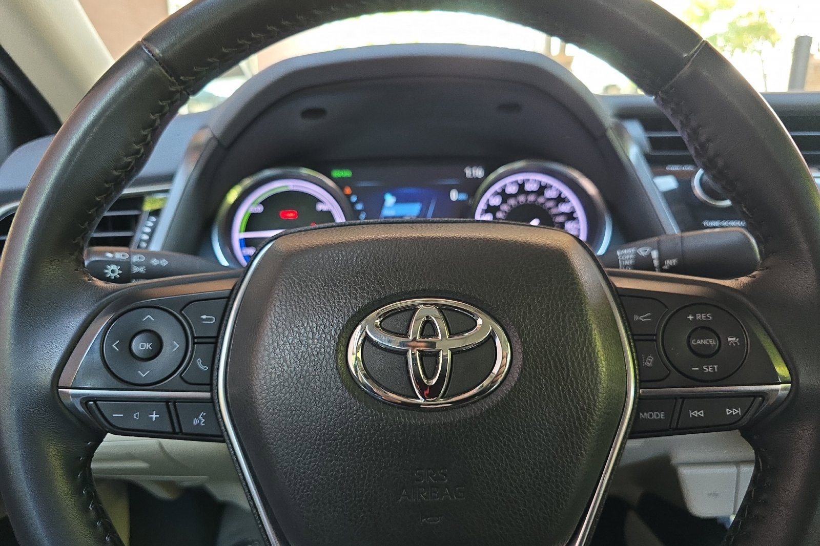 Used 2020 Toyota Camry XLE image 21