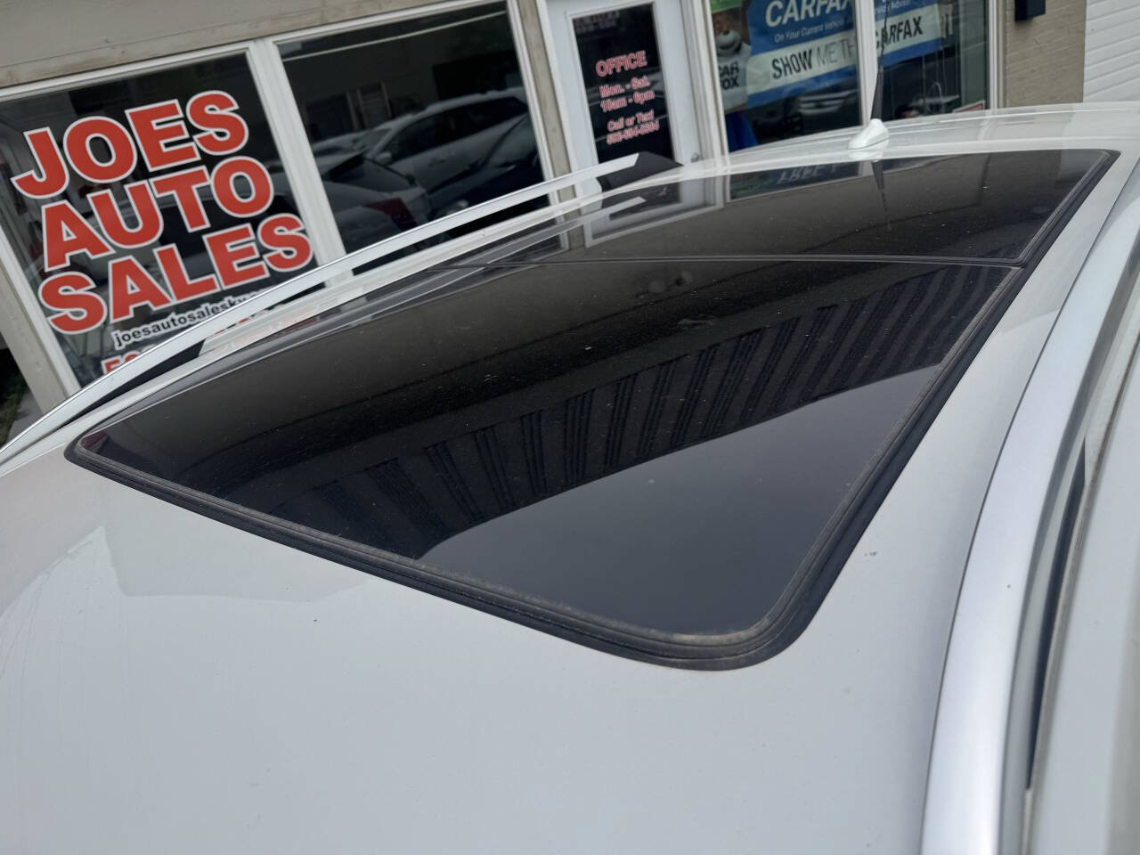 Used 2011 Cadillac SRX Luxury FWD image 12