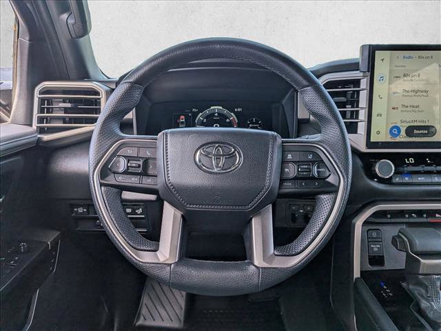 Used 2025 Toyota Tundra Limited AWD/4WD image 11