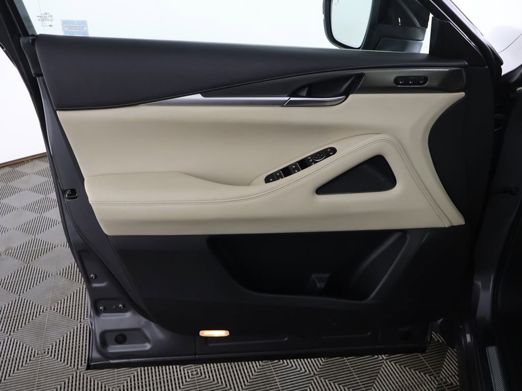 Used 2023 INFINITI QX60 Luxe image 26