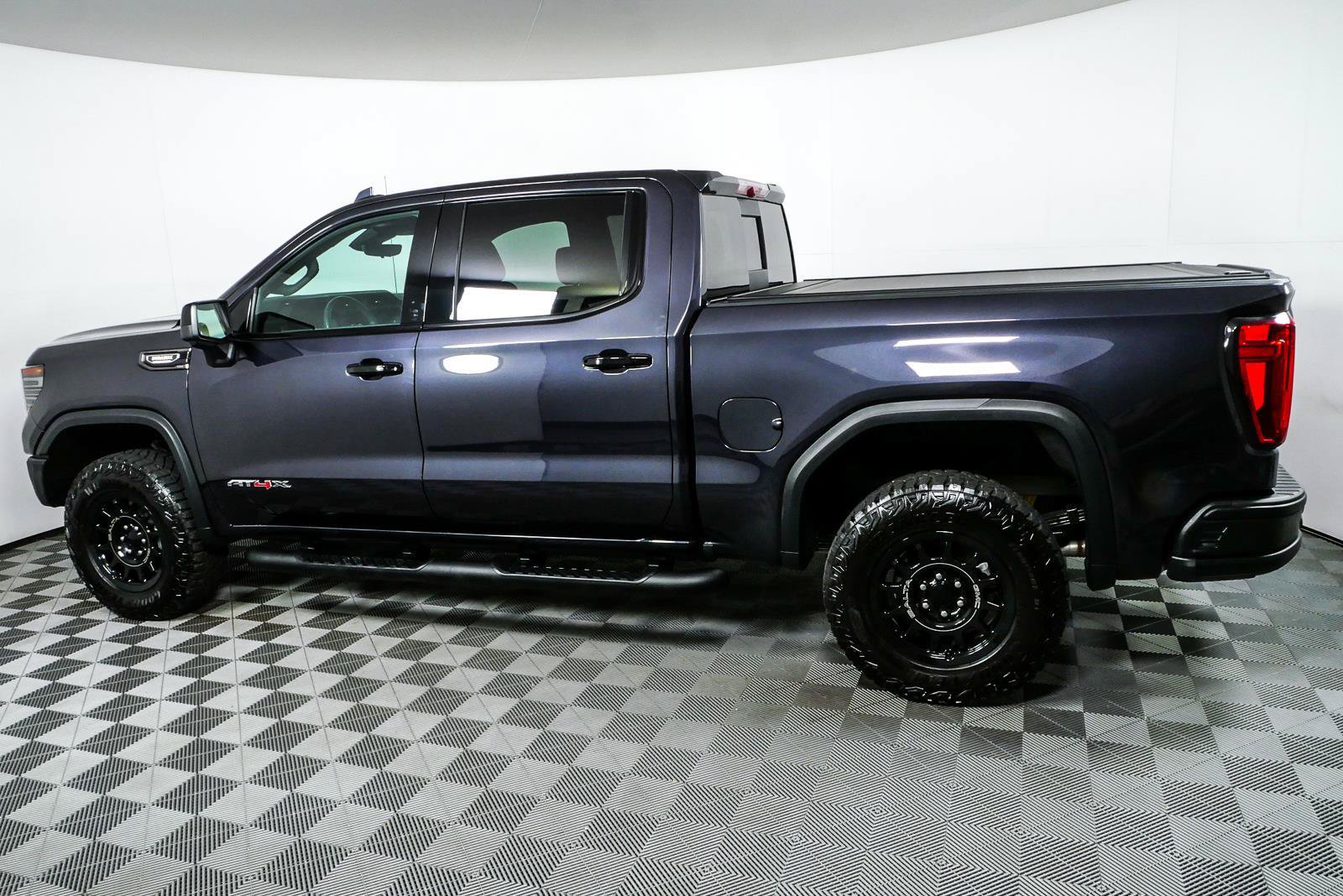 Certified 2024 GMC Sierra 1500 AT4X w/ AT4X AEV Edition AWD/4WD image 30