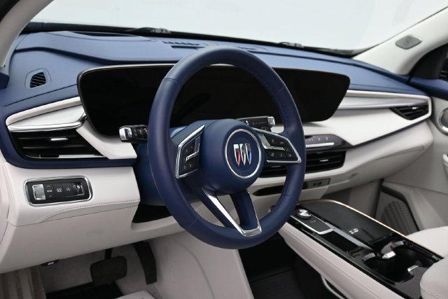 Used 2025 Buick Enclave Avenir w/ Trailering Package, 5000 lbs. FWD image 17