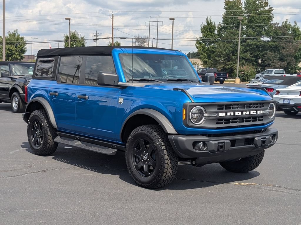 New 2025 Ford Bronco Big Bend w/ Black Diamond Package AWD/4WD image 2