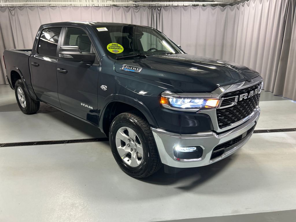 New 2026 RAM 1500 4x4 Crew Cab