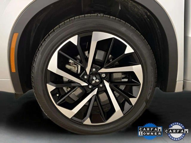 Used 2025 Mitsubishi Outlander SEL image 30