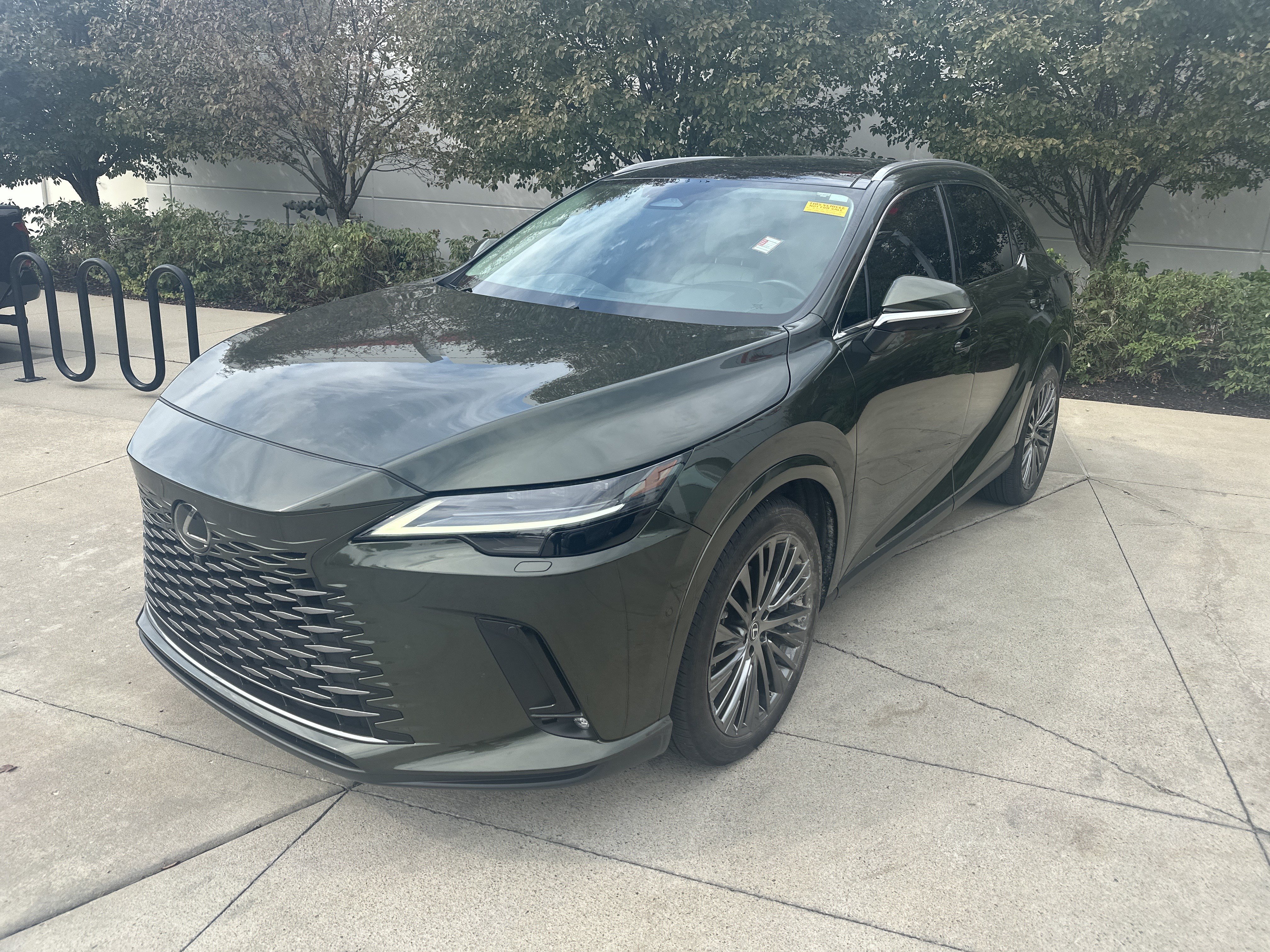 Used 2024 Lexus RX 350 AWD w/ Convenience Package image 3