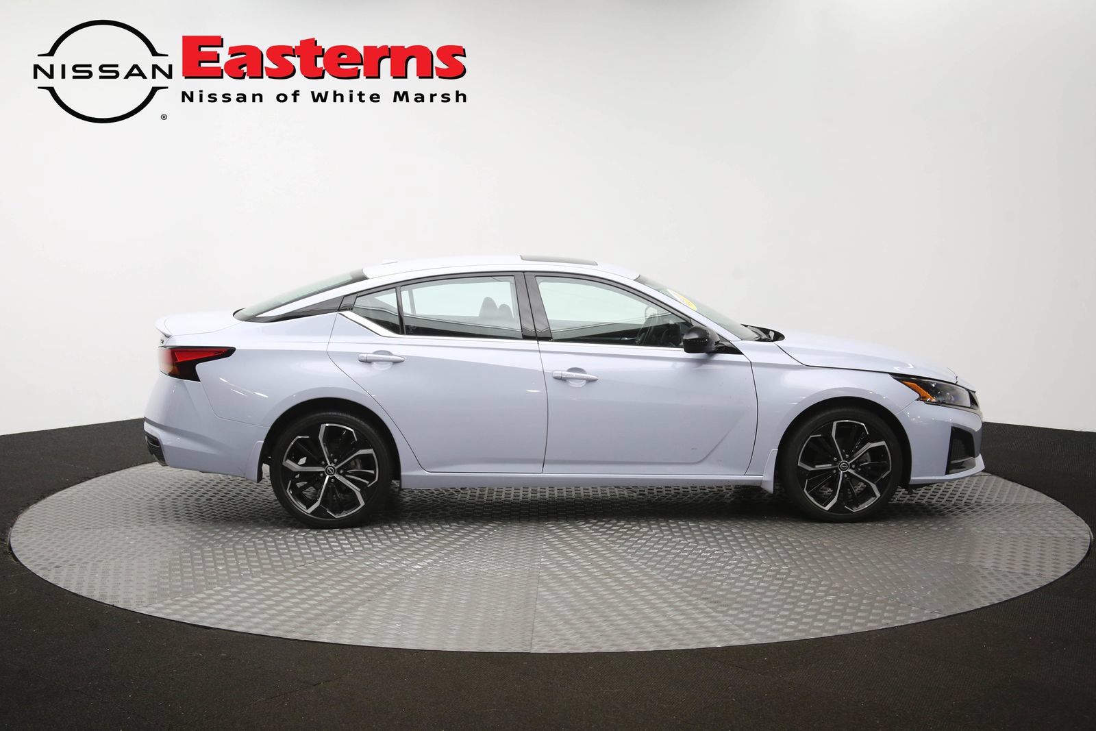 Used 2023 Nissan Altima 2.5 SR AWD/4WD image 43