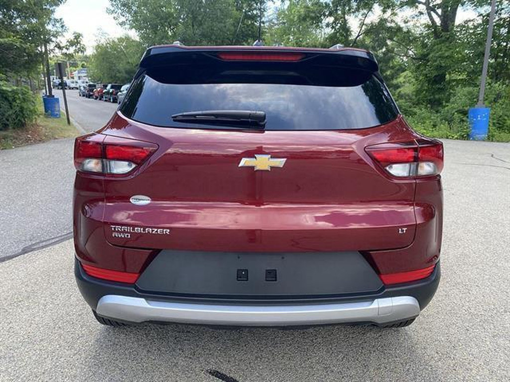 Used 2025 Chevrolet TrailBlazer LT AWD/4WD image 34
