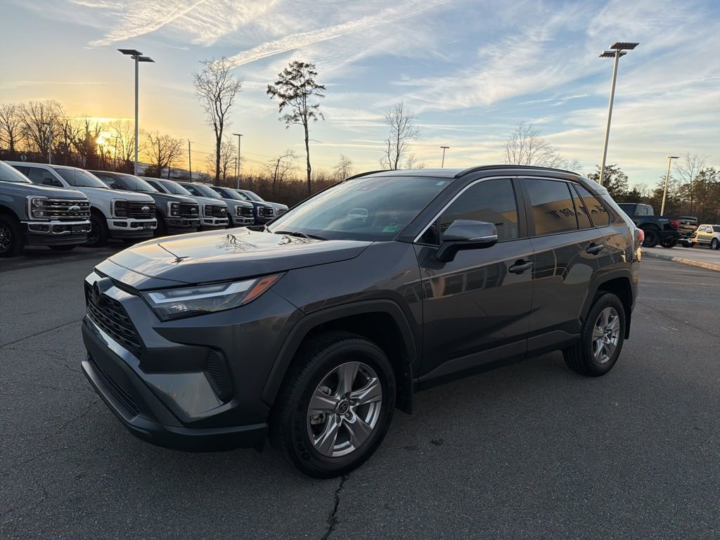 Used 2025 Toyota RAV4 XLE image 7