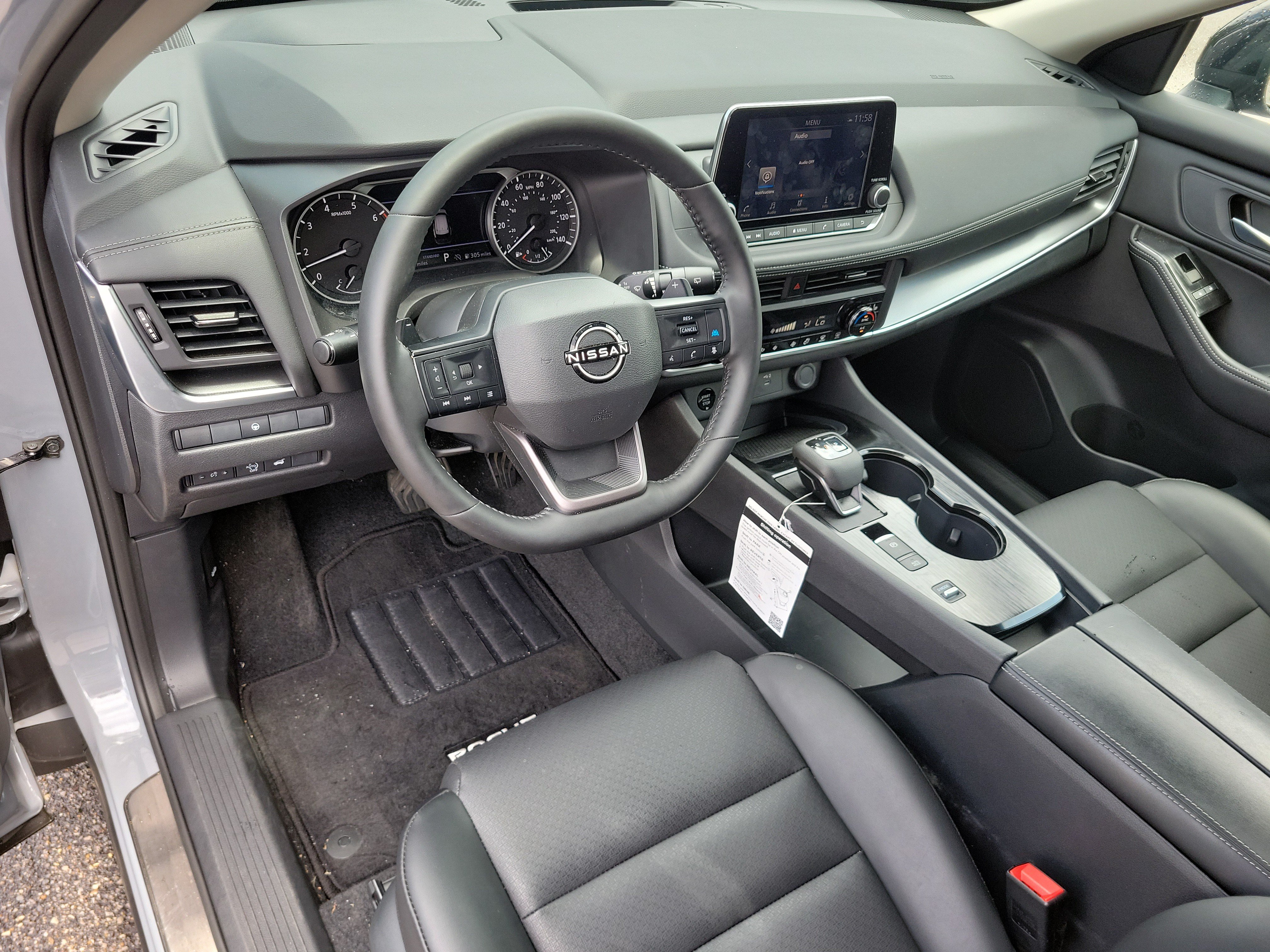 Used 2026 Nissan Rogue Dark Armor FWD image 8