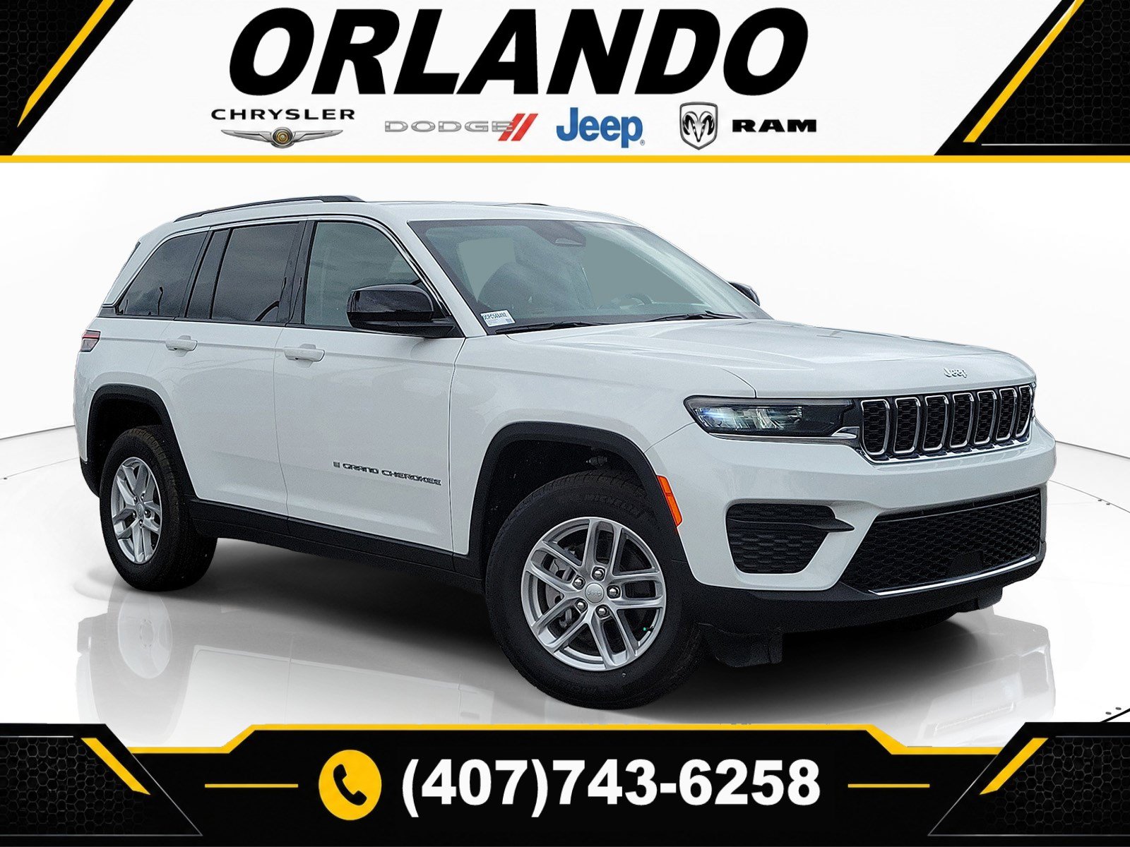 Used 2023 Jeep Grand Cherokee Laredo w/ Trailer Tow Prep Group (B)