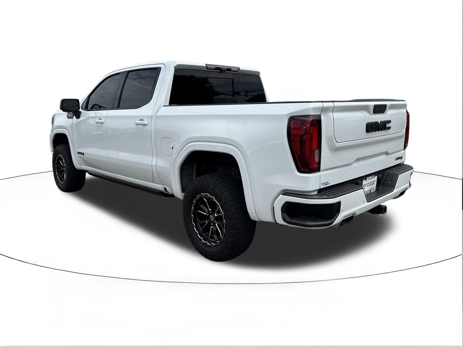 Used 2020 GMC Sierra 1500 AT4 w/ AT4 Premium Package AWD/4WD image 5
