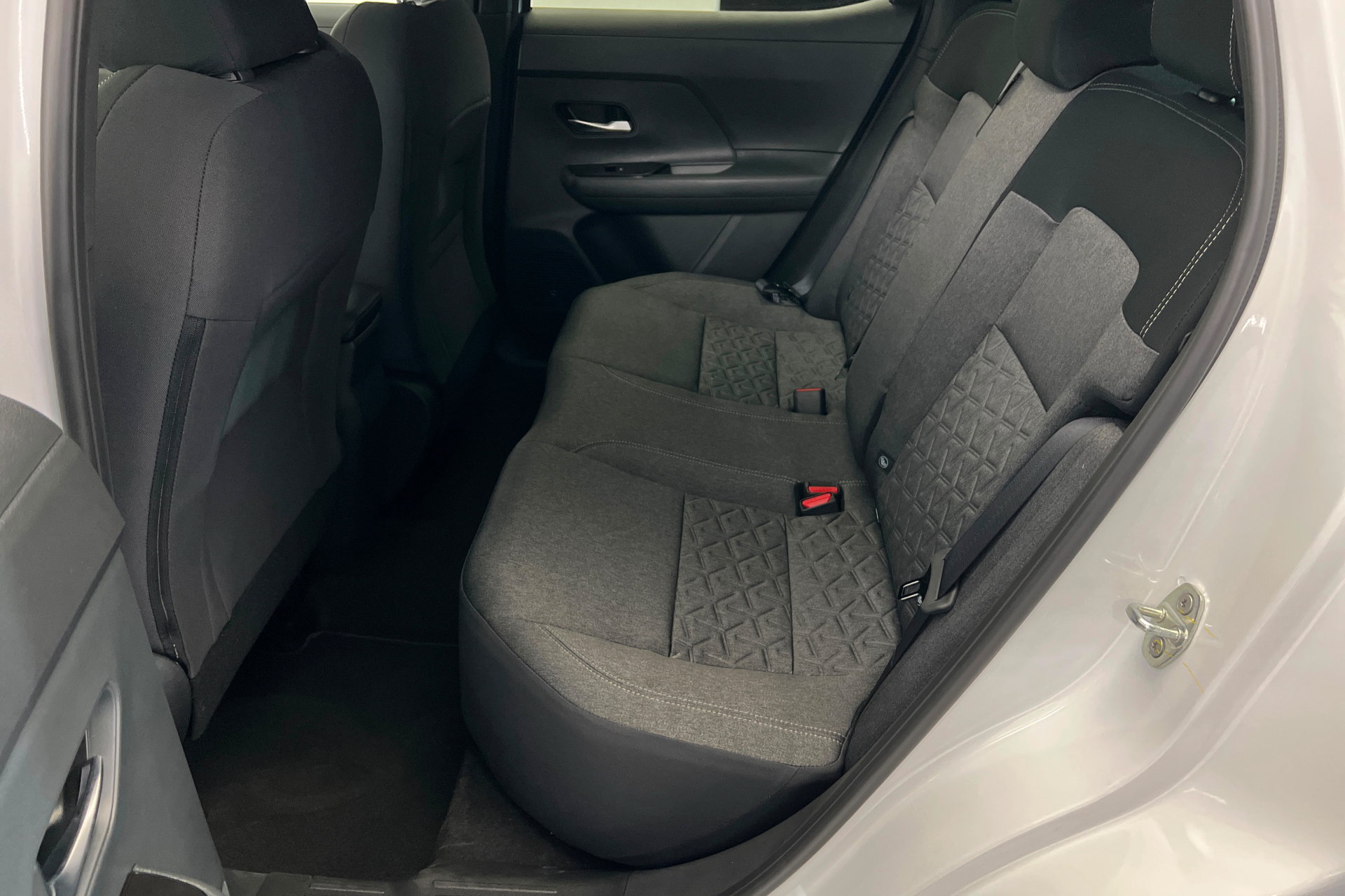 New 2026 Nissan Kicks SV w/ SV Premium Package FWD image 20