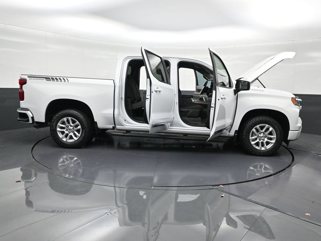 Used 2024 Chevrolet Silverado 1500 RST image 38