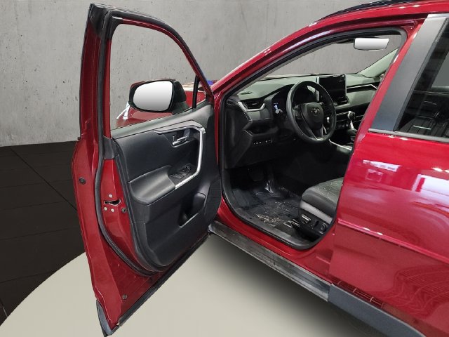 Used 2023 Toyota RAV4 XLE w/ Convenience Package AWD/4WD image 12