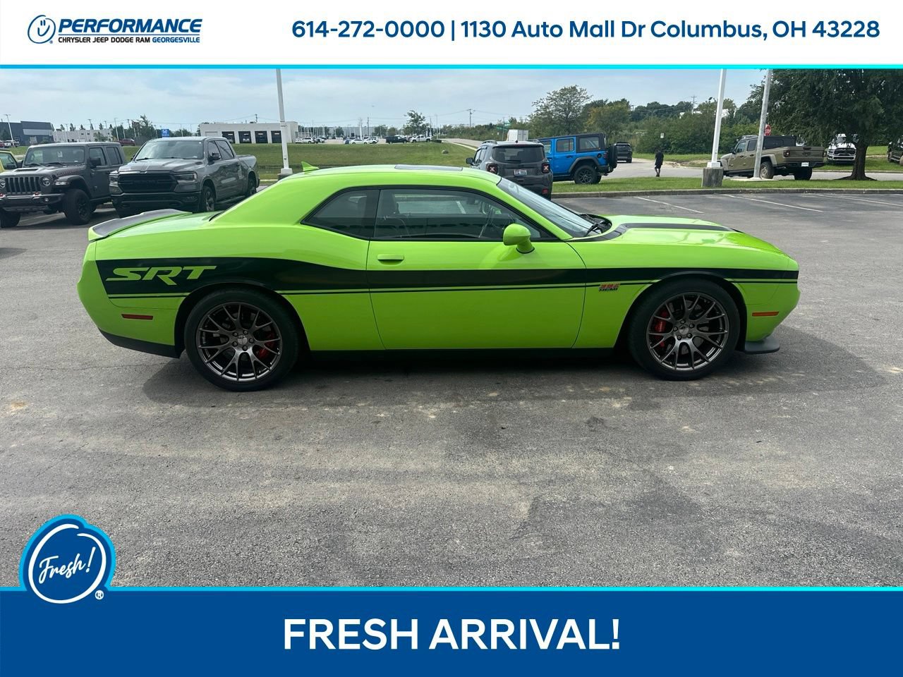 Used 2015 Dodge Challenger SRT RWD image 3