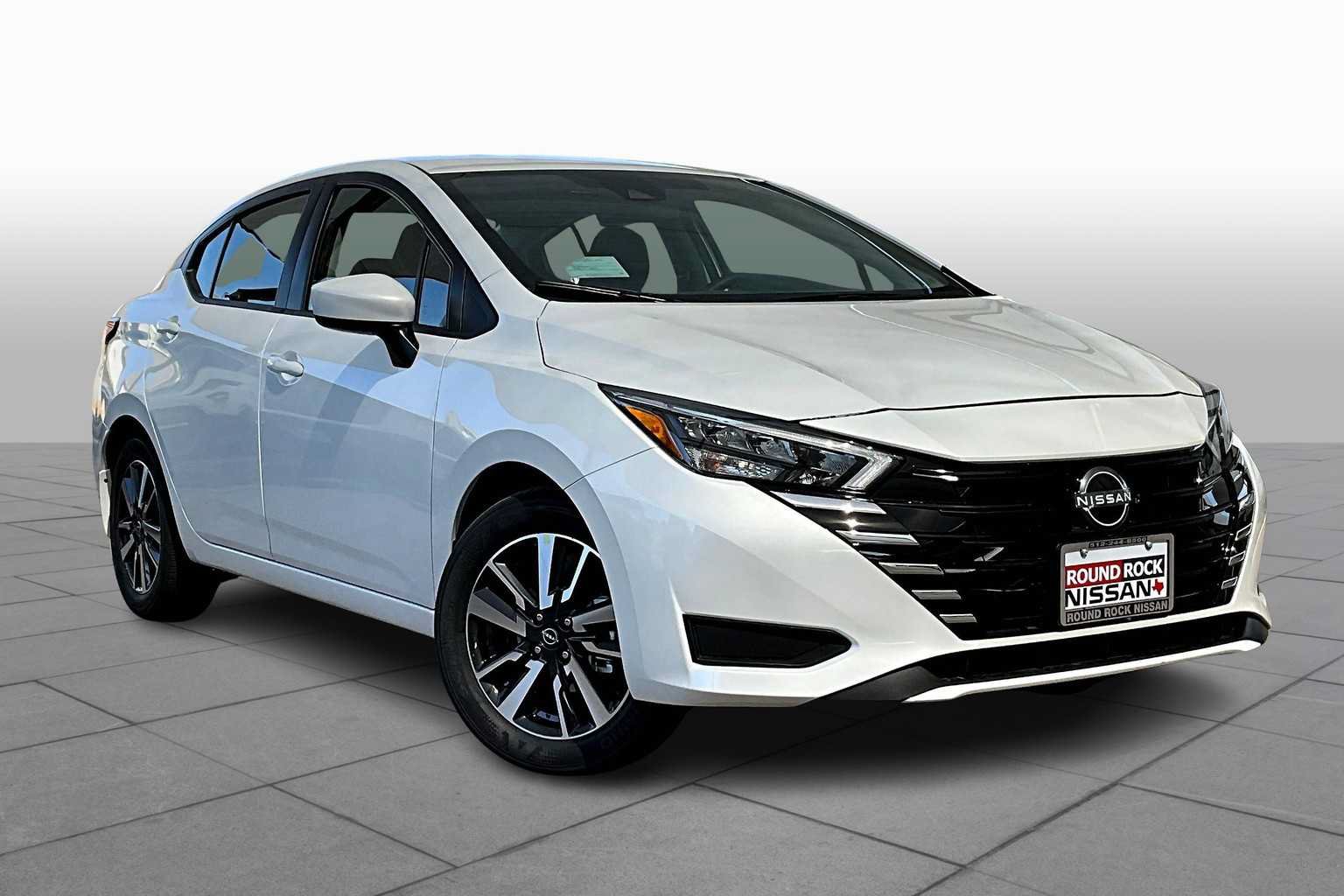 Used 2025 Nissan Versa SV w/ Trunk Package FWD image 2