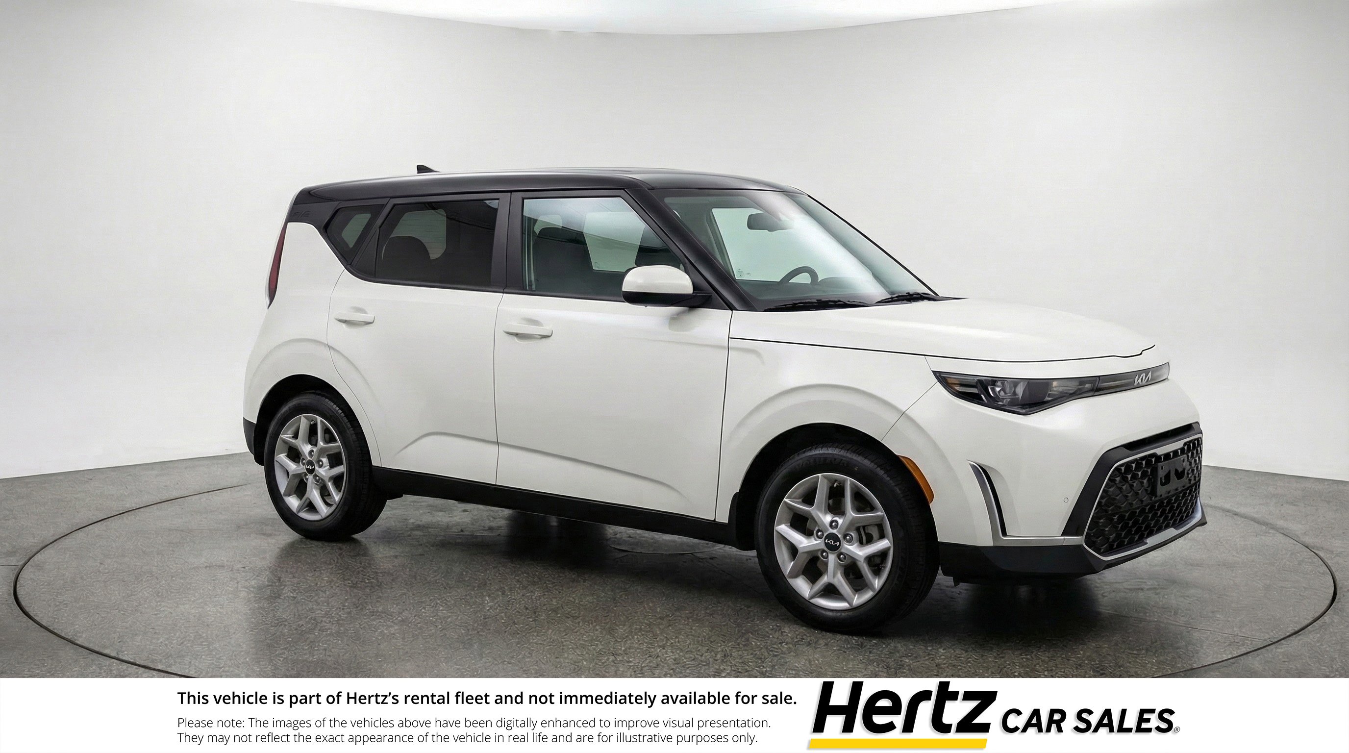 Used 2025 Kia Soul LX w/ LX Technology Package FWD image 1