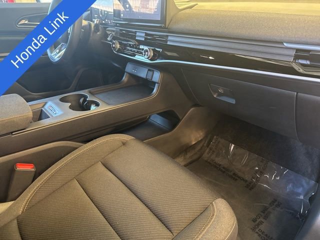 Used 2024 Honda Prologue EX image 16
