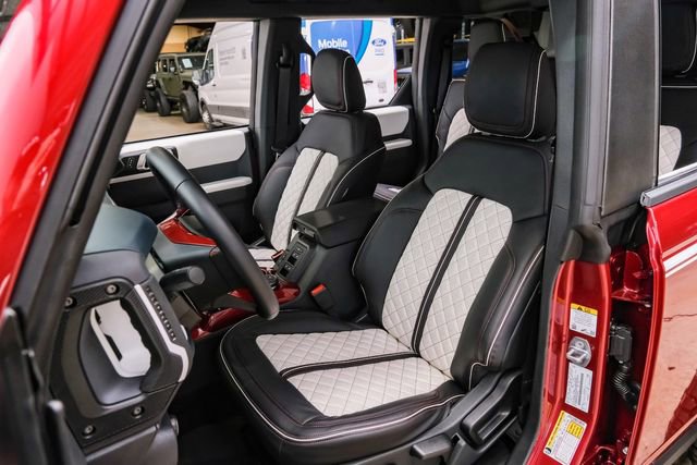 Used 2025 Ford Bronco Heritage Edition image 71