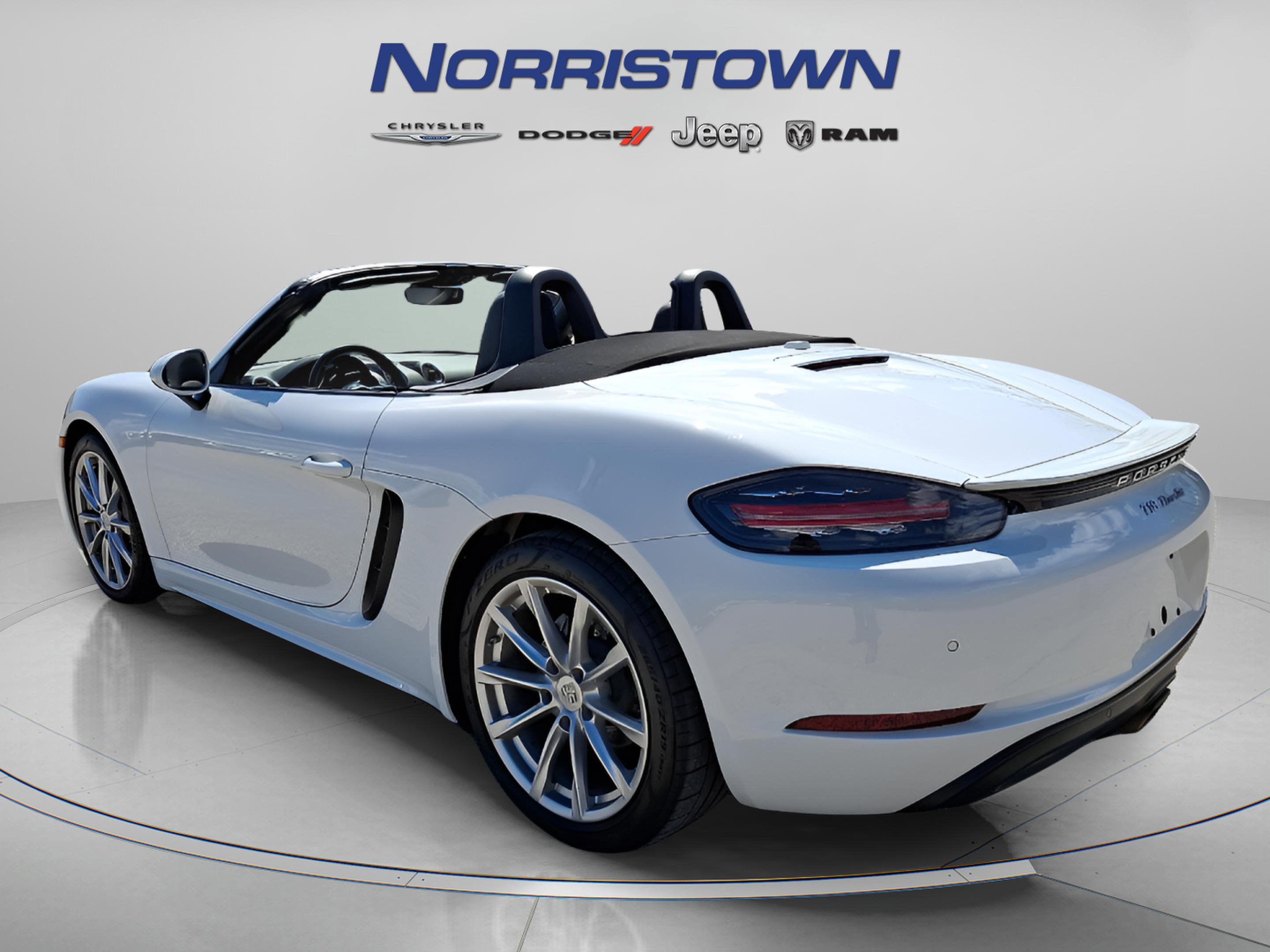 Used 2019 Porsche 718 Boxster image 5