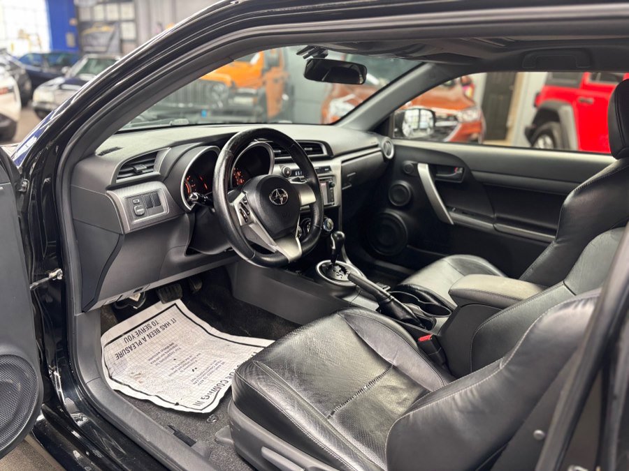 Used 2014 Scion tC Monogram Series FWD image 9