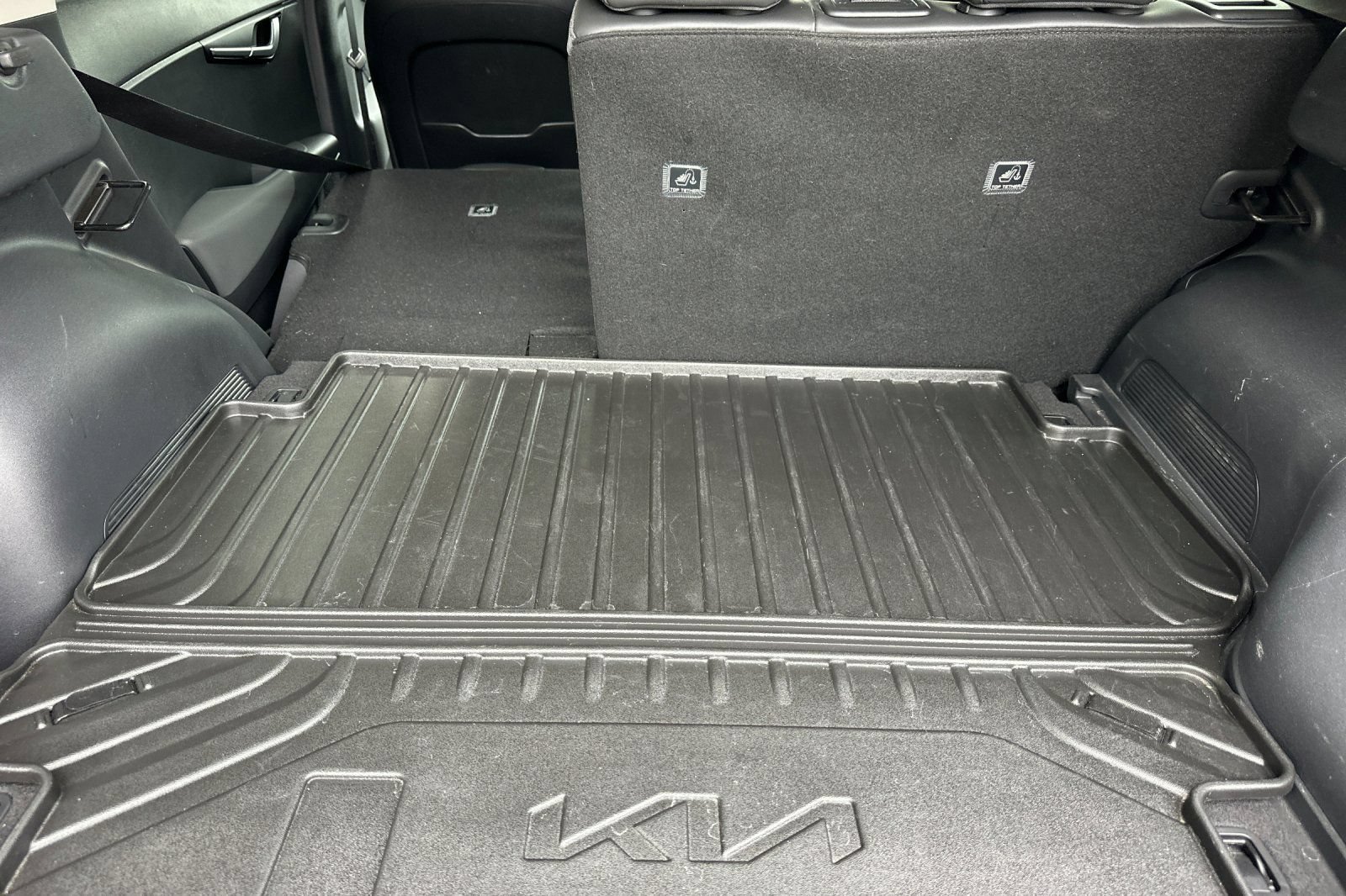 Certified 2024 Kia Niro SX Touring FWD image 12