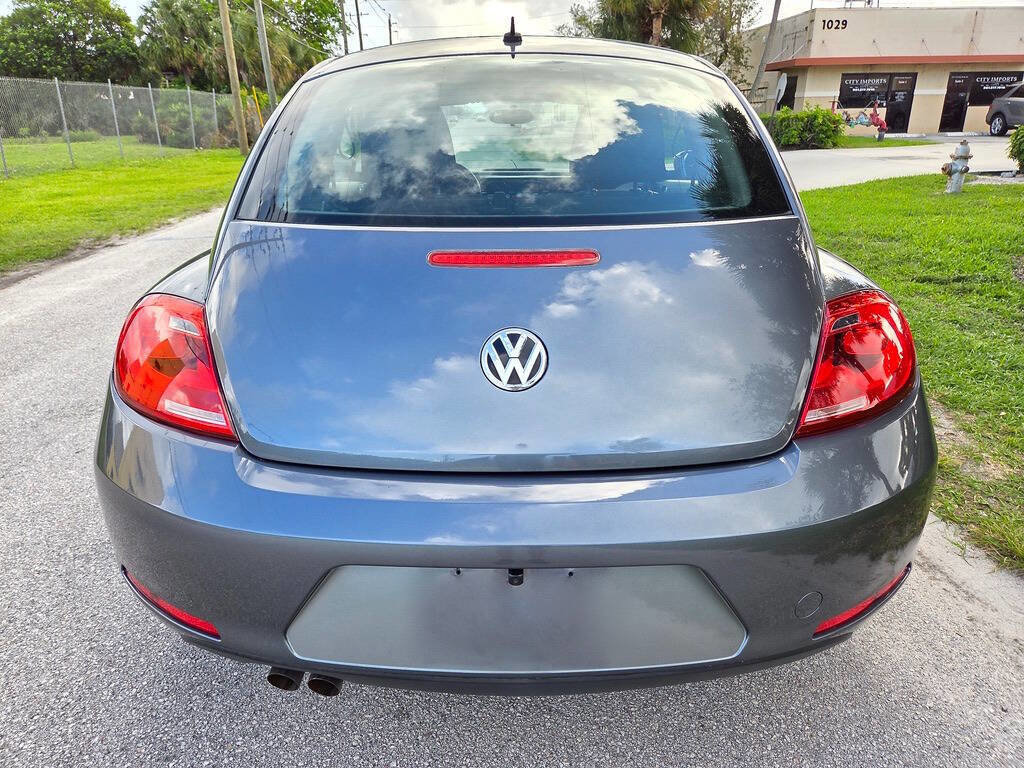 Used 2013 Volkswagen Beetle 2.5 image 14