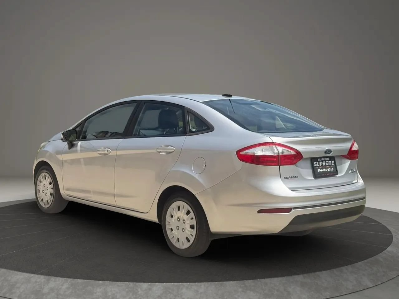 Used 2017 Ford Fiesta S FWD image 5