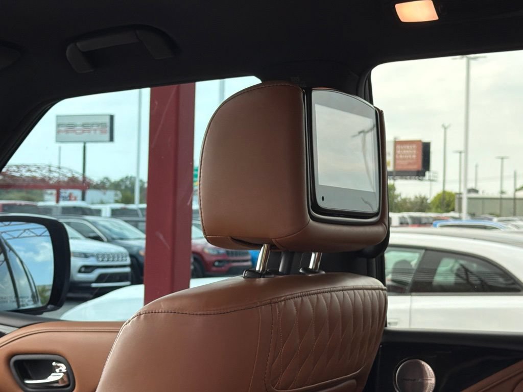 Used 2023 INFINITI QX80 Sensory w/ All-Season Package AWD/4WD image 36