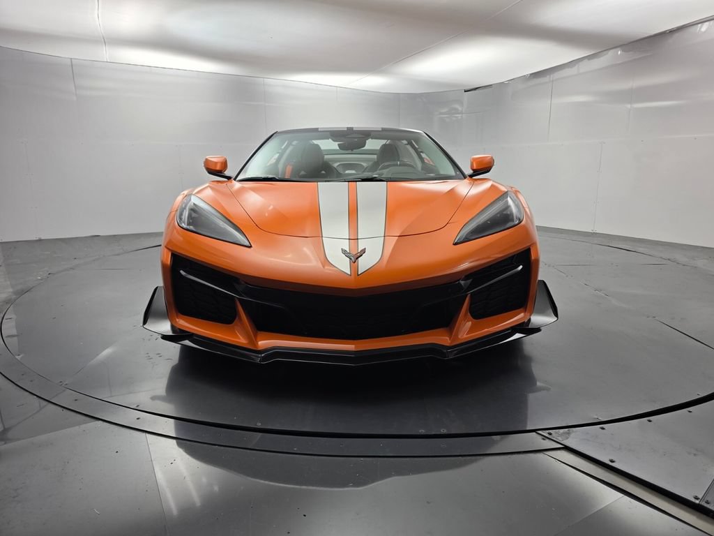 Used 2024 Chevrolet Corvette Z06 w/ Stealth Interior Trim Package RWD image 2
