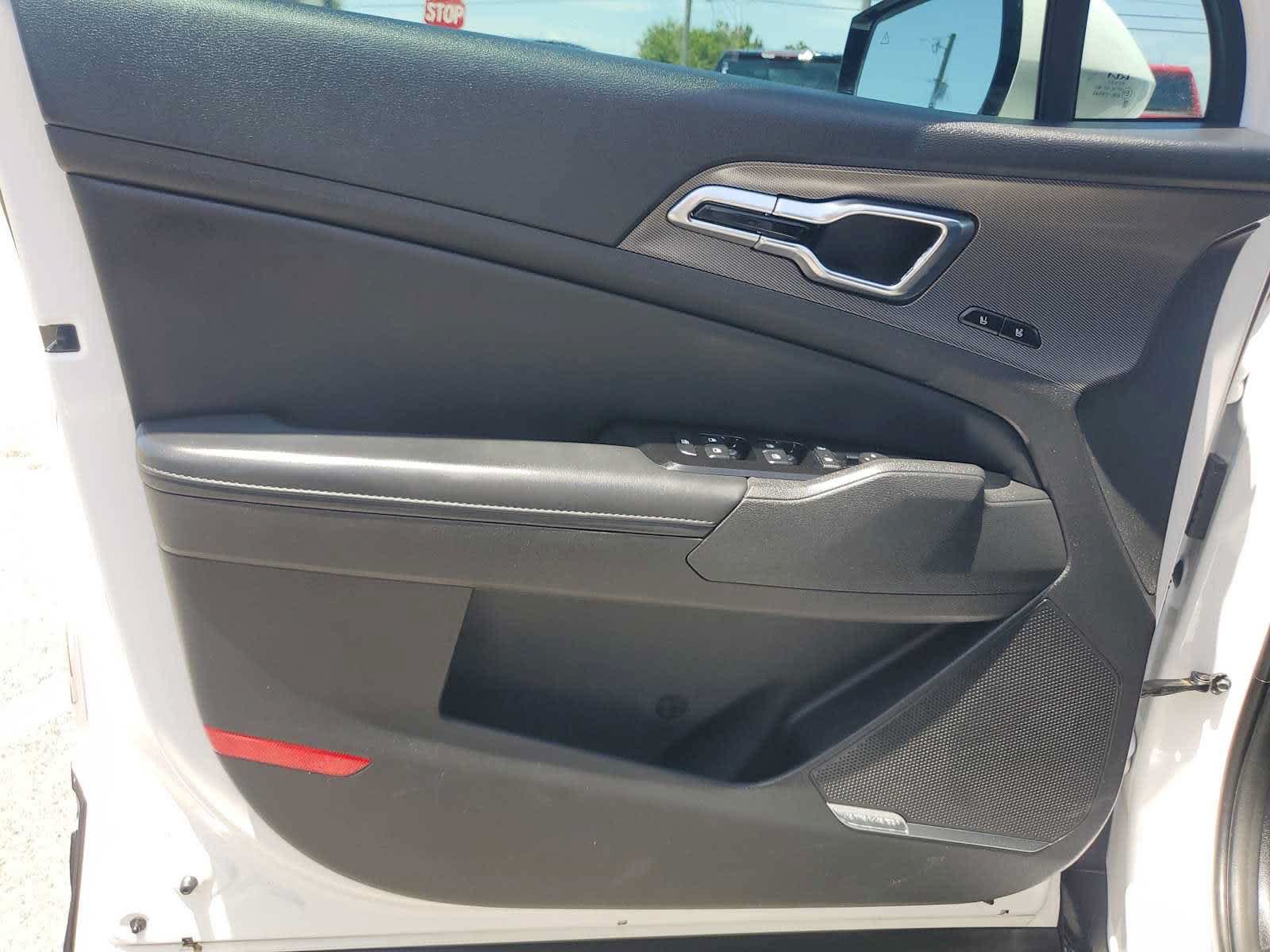 Used 2023 Kia Sportage SX FWD image 23