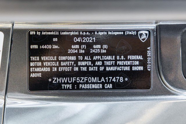 Used 2021 Lamborghini Huracan EVO RWD image 50