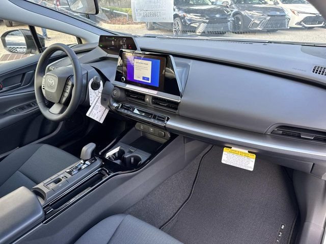 New 2026 Toyota Prius LE FWD image 17