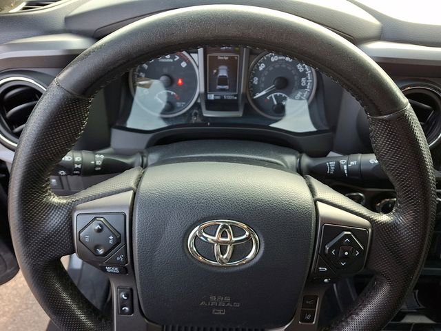 Used 2020 Toyota Tacoma TRD Off-Road image 22