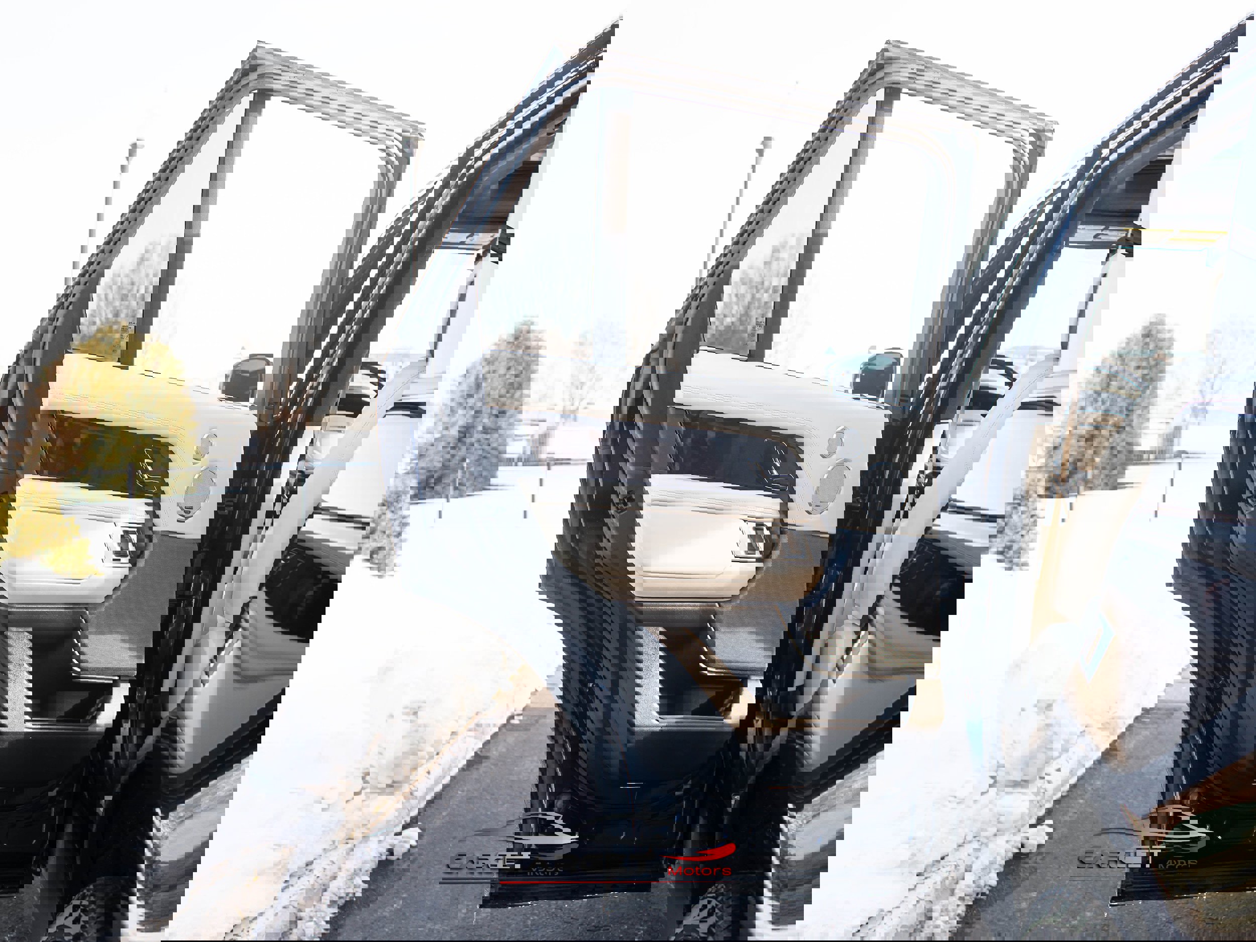 Used 2020 Land Rover Range Rover HSE image 44