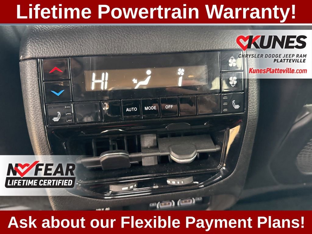 Used 2021 Jeep Grand Cherokee L Limited w/ Trailer Tow Group (B) image 31