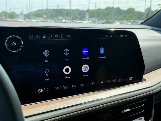 New 2025 Chevrolet Suburban High Country image 27