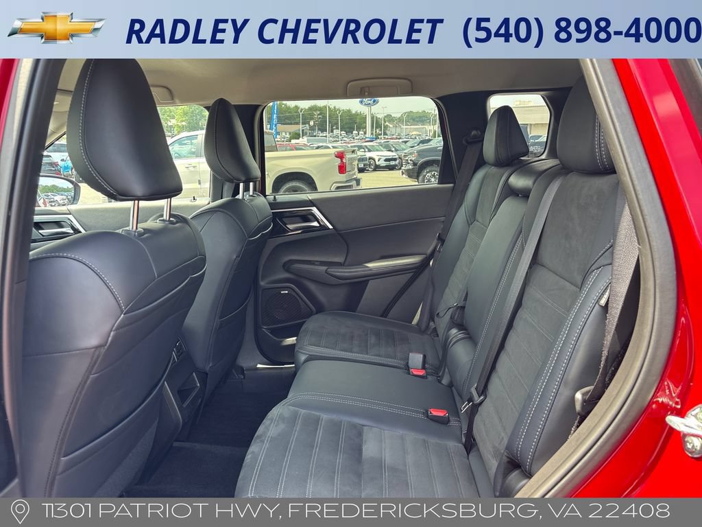 Used 2025 Mitsubishi Outlander SE AWD/4WD image 12