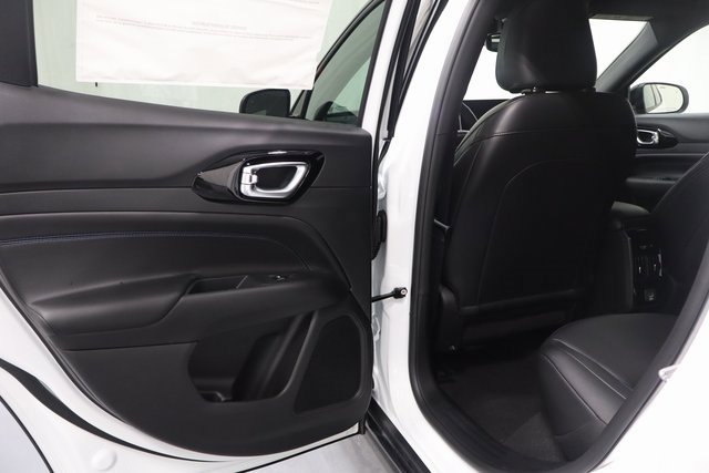 New 2026 Jeep Compass Limited image 11