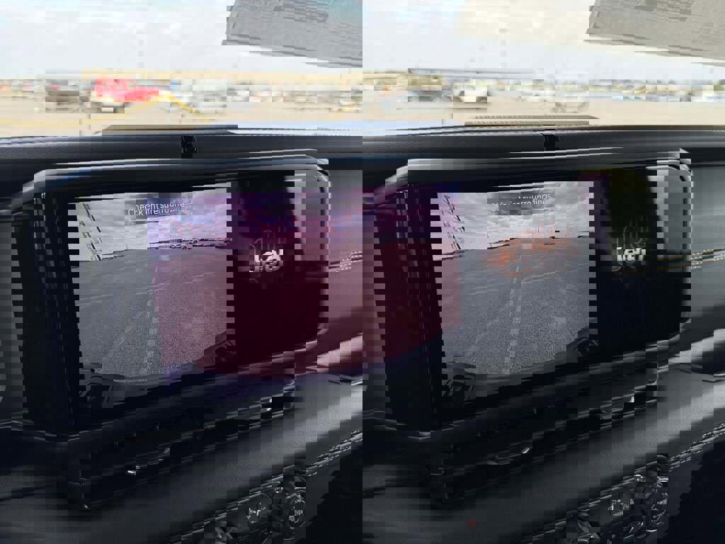 New 2026 Jeep Gladiator Sport image 31