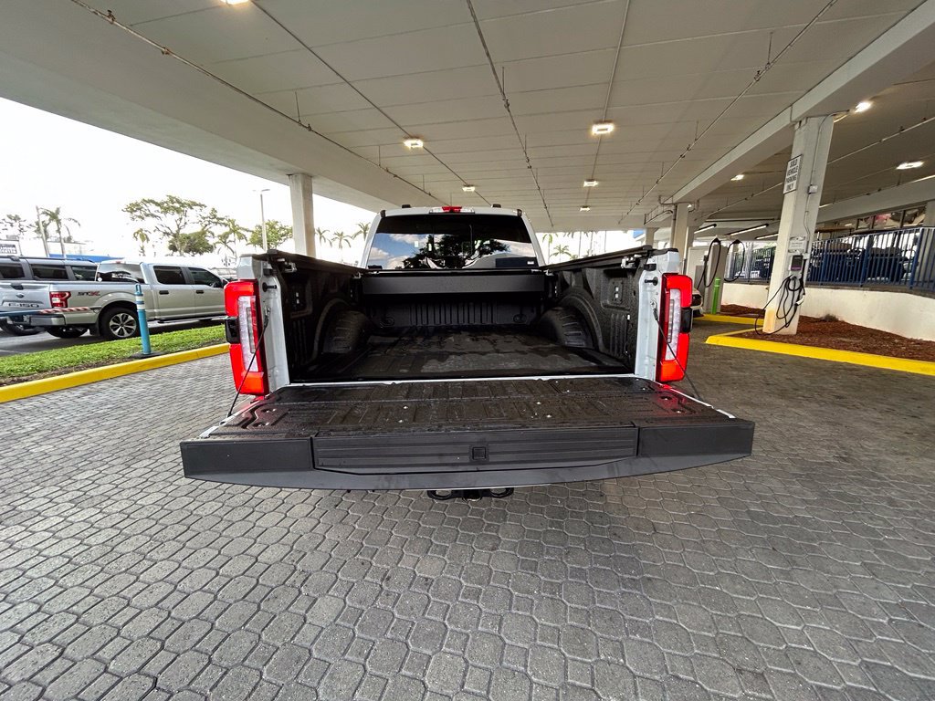 Used 2026 Ford F250 Platinum w/ Platinum Plus Package AWD/4WD image 35