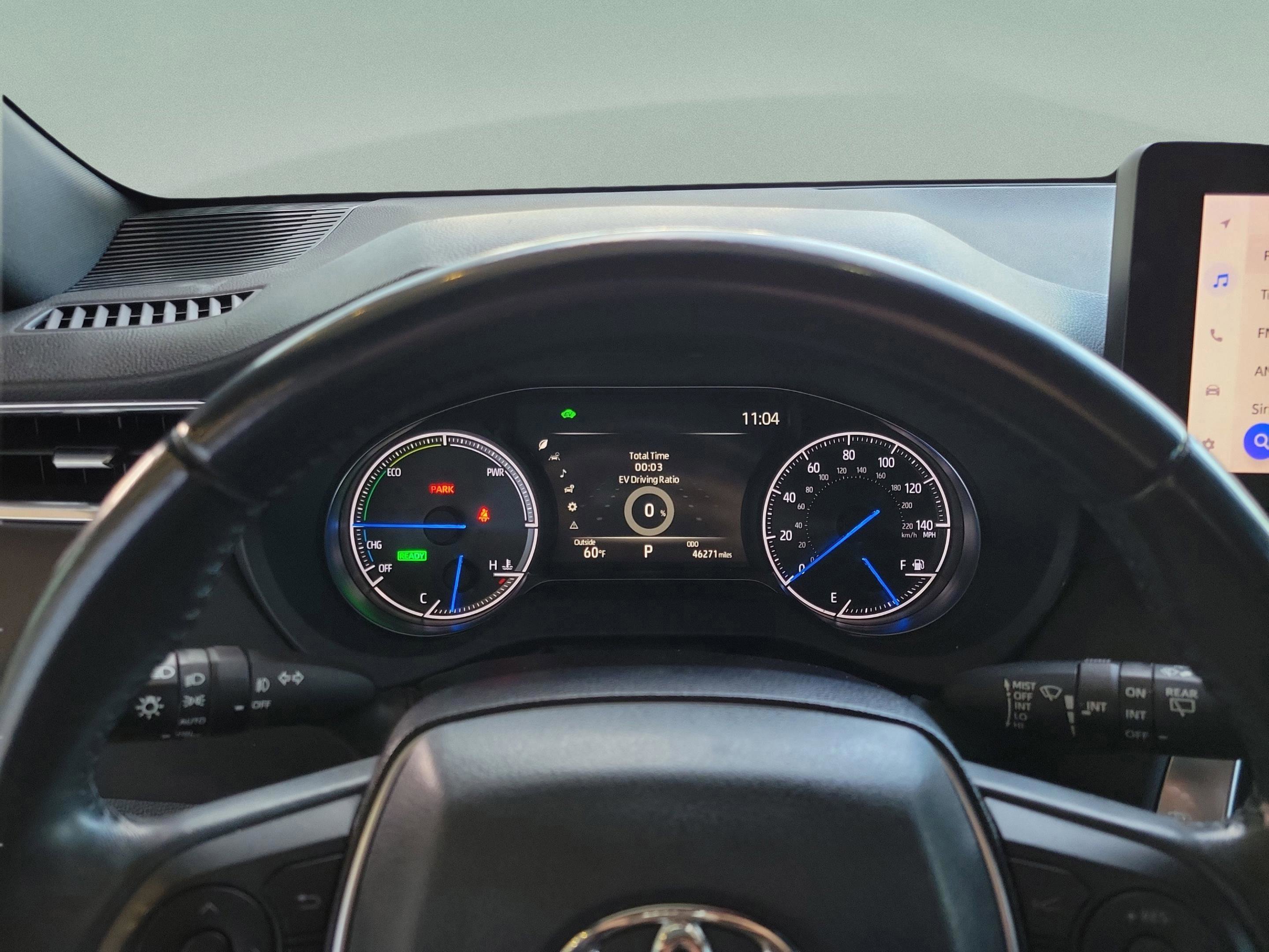 Used 2023 Toyota Venza XLE image 20