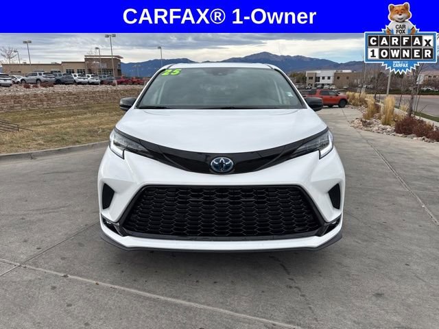 Used 2025 Toyota Sienna XSE video 2