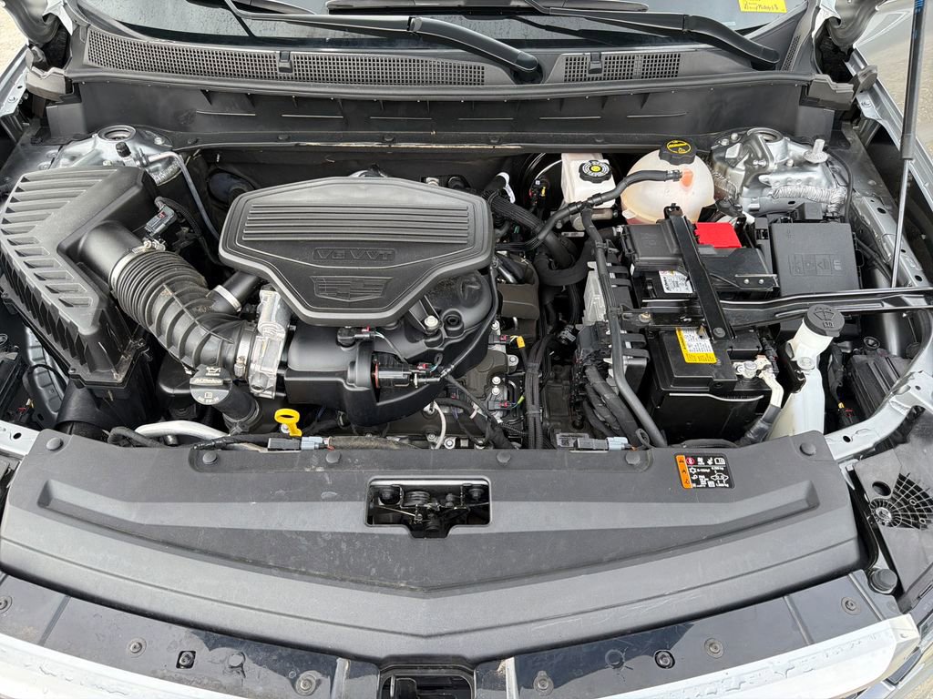 Used 2025 Cadillac XT6 Premium Luxury image 23