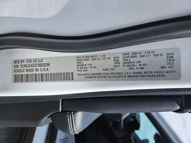 New 2026 Jeep Grand Cherokee Laredo RWD image 30