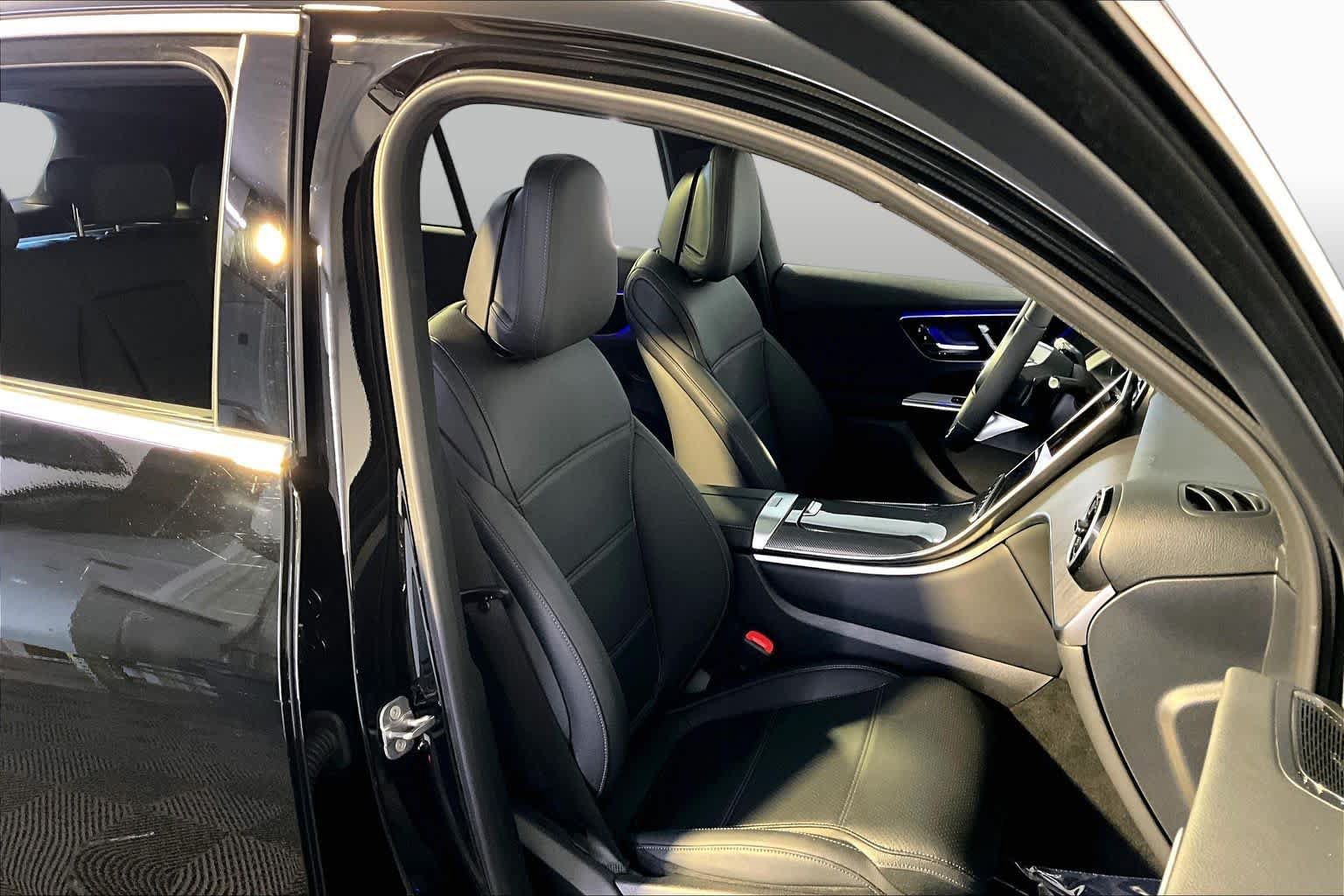Certified 2026 Mercedes-Benz GLC 300 4MATIC image 8