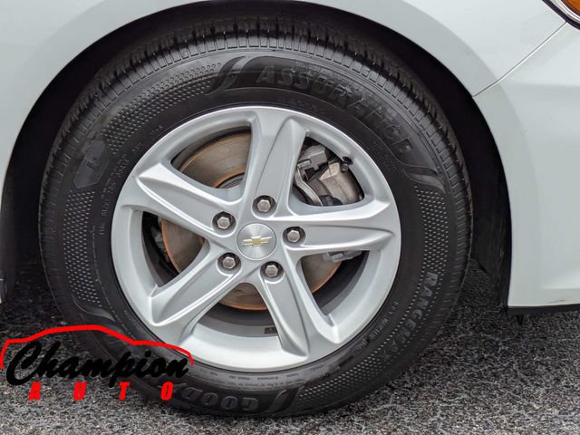 Used 2020 Chevrolet Malibu LS w/ Driver Confidence Package II FWD image 12